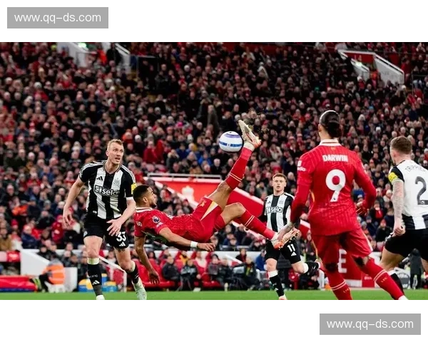 利物浦距前四仅差两分 欧冠席位争夺日趋白热化